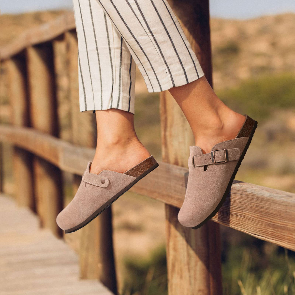 Riley - Suede Ergonomic Clogs
